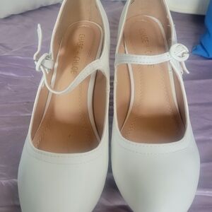 Chase + Chloe Women's Cream Mary Jane Flats